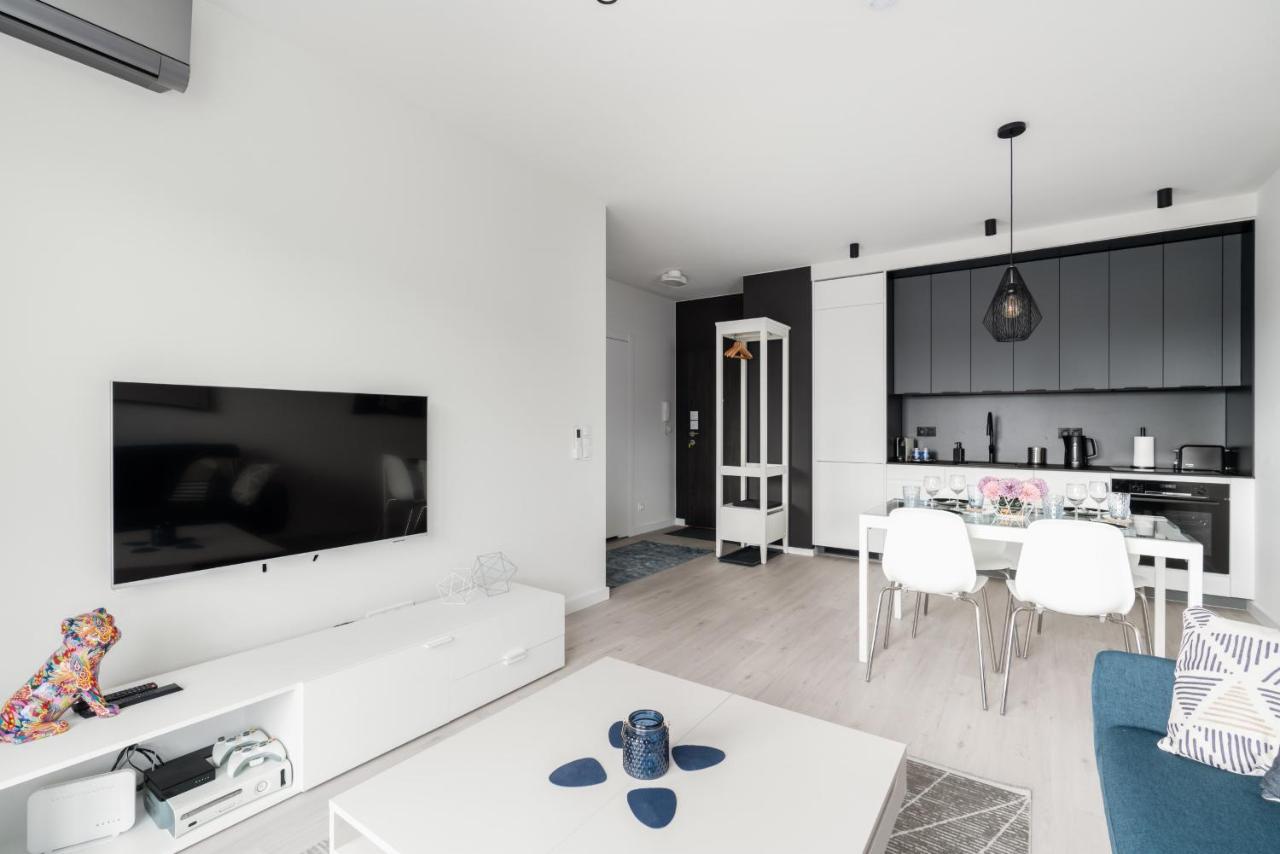 Stara Cegielnia Lake View Apartment By Renters Prestige Poznań Exterior foto